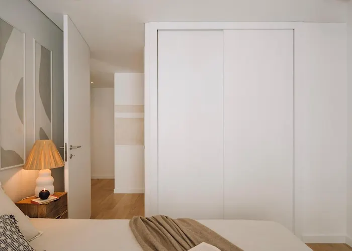 公寓 Sabaudia - 2 Bedrooms And Balcony In Alvalade Lisboa