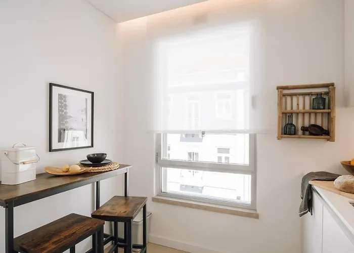 公寓 Sabaudia - 2 Bedrooms And Balcony In Alvalade